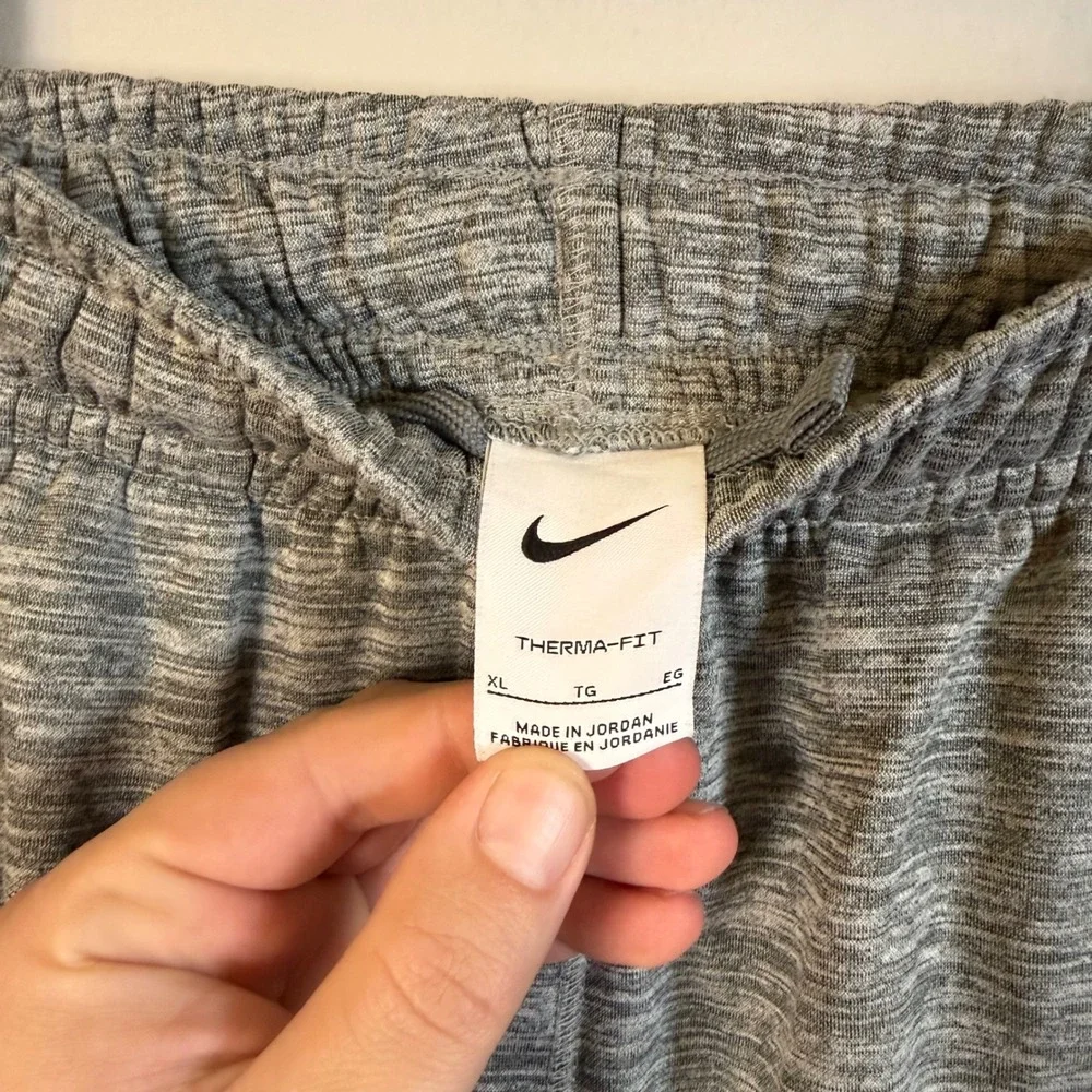 Nike Therma-FIT Boys‎ XL Heather Grey Space Dye Training Pants Joggers